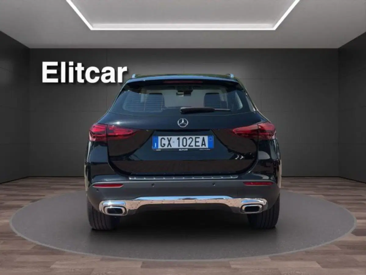Mercedes-Benz GLA SUV usata a Novara (7)