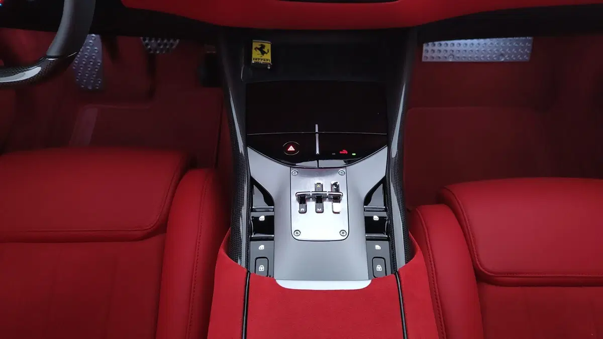 Ferrari Purosangue usata a Perugia (16)