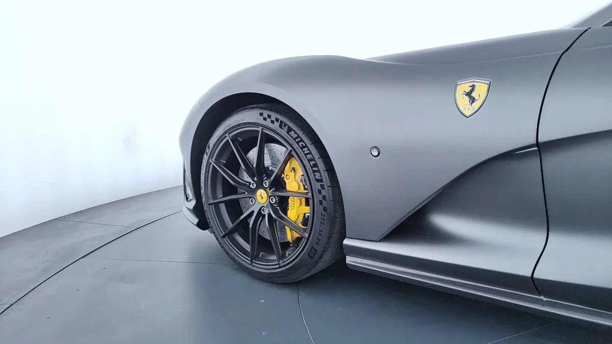 Ferrari 812 Coupé usata a Perugia (10)