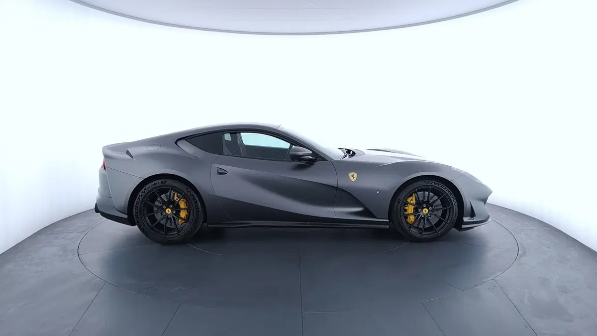 Ferrari 812 Coupé usata a Perugia (4)