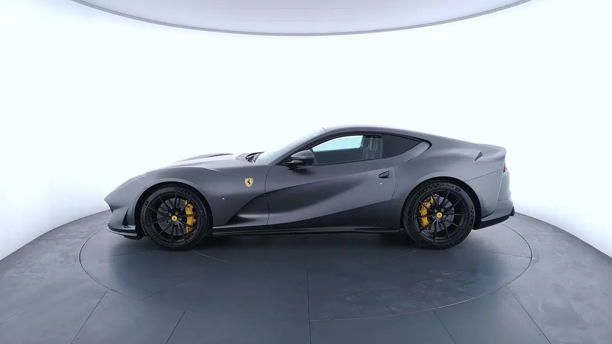 Ferrari 812 Coupé usata a Perugia (8)