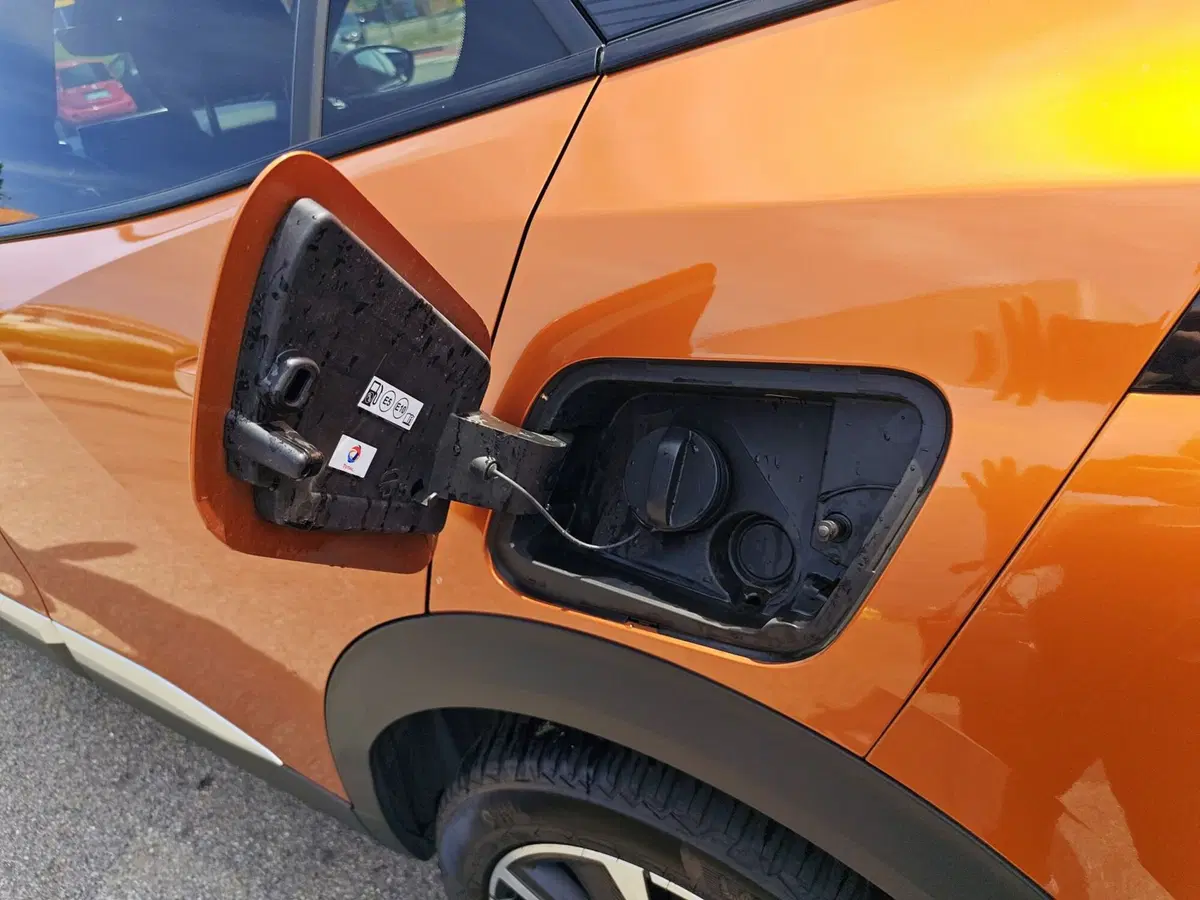 Peugeot 2008 usata a Monza e Brianza (17)