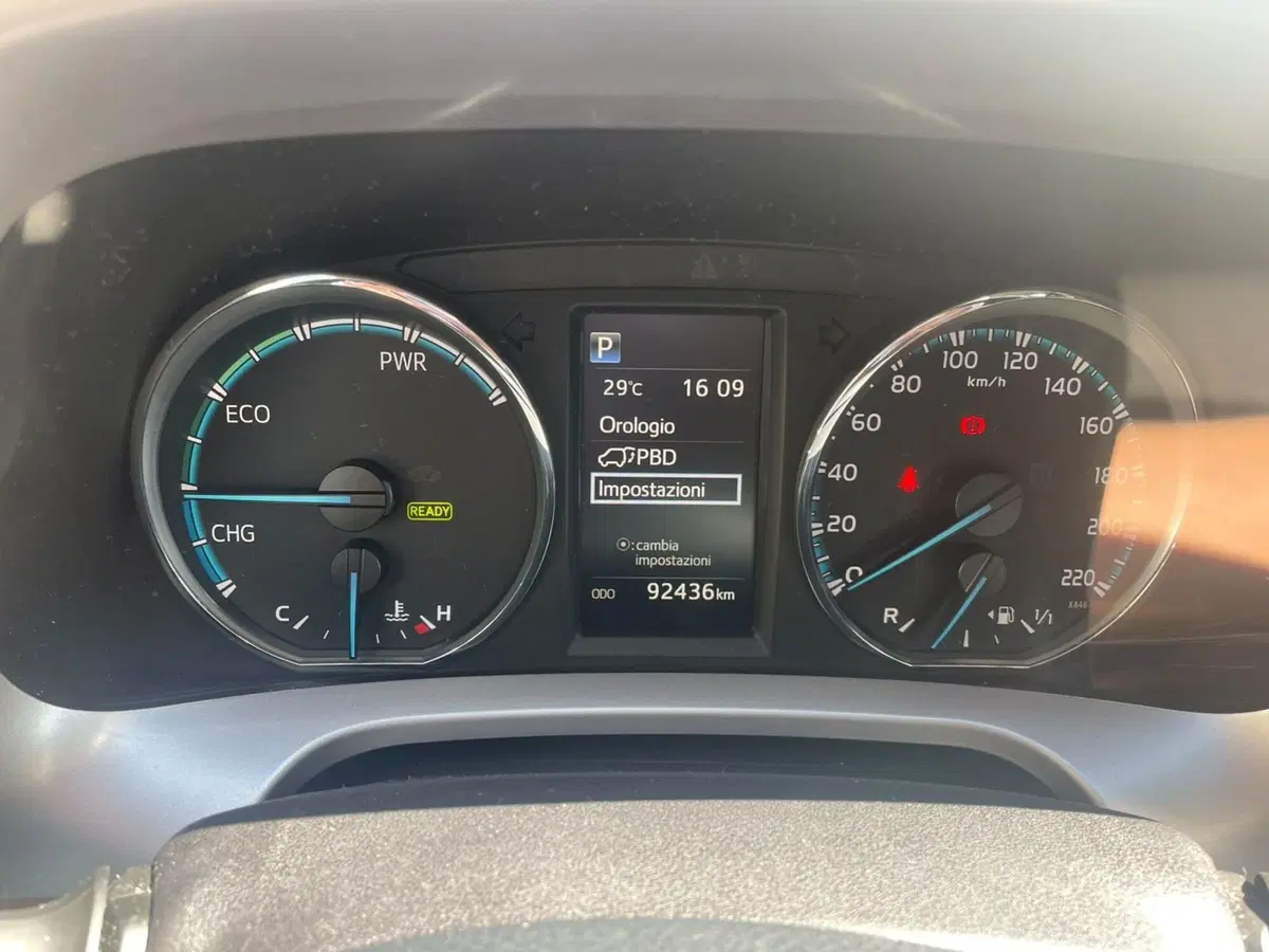 Toyota Rav4 usata a Piacenza (12)
