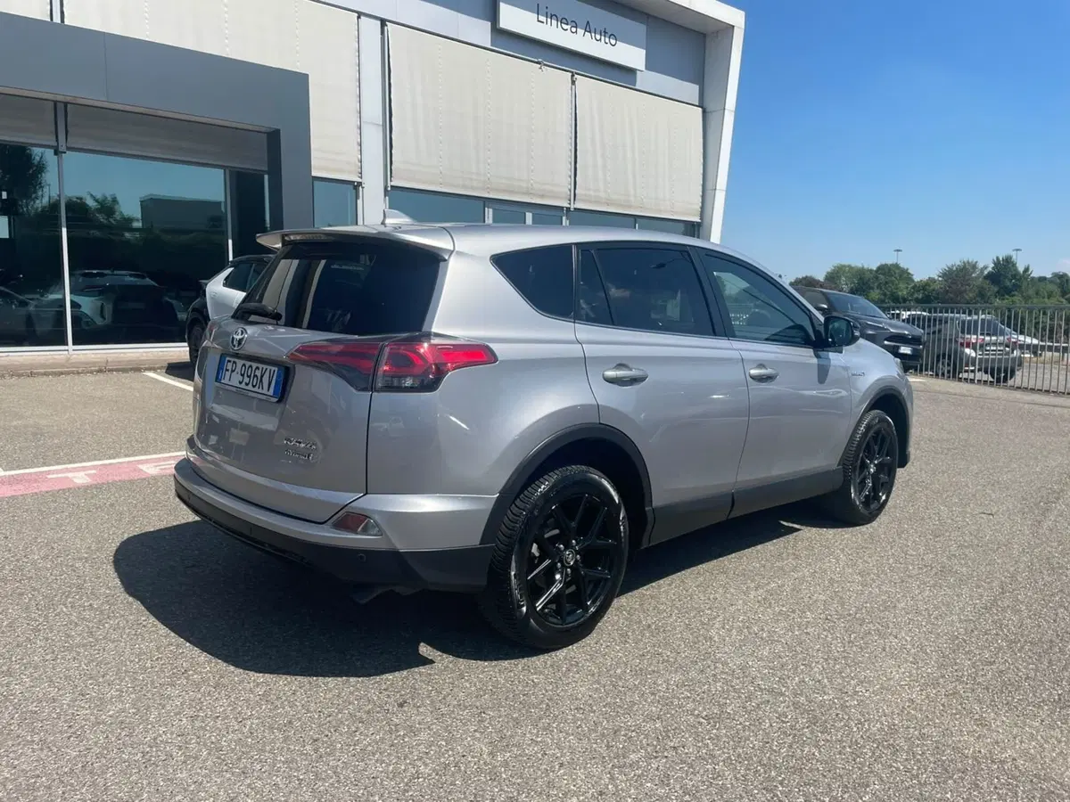 Toyota Rav4 usata a Piacenza (2)