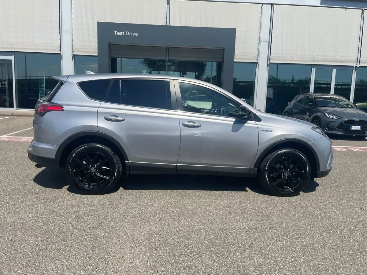 Toyota Rav4 usata a Piacenza (5)