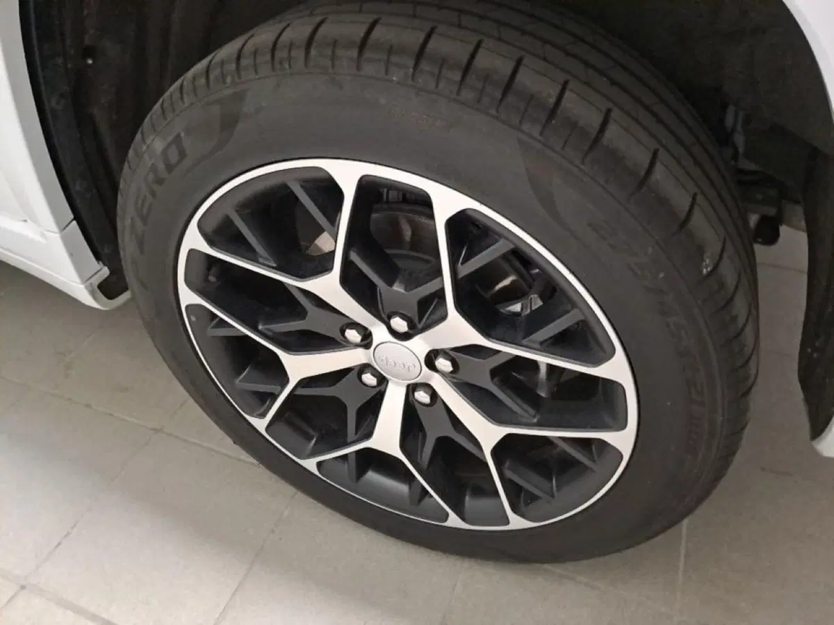 Jeep Grand Cherokee usata a Alessandria (3)