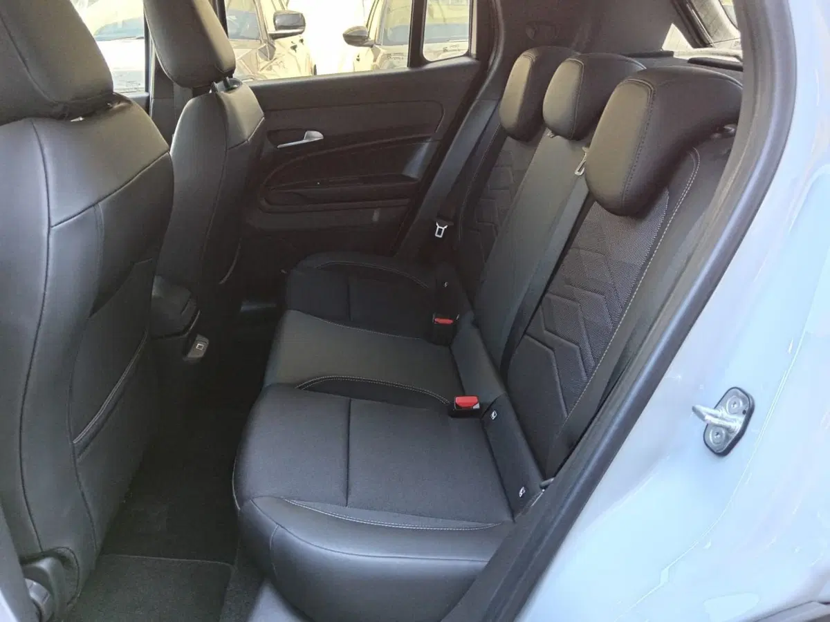 Jeep Avenger usata a Alessandria (12)