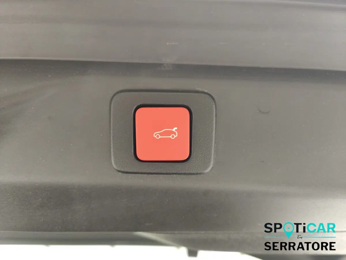 Peugeot 3008 usata a Como (16)