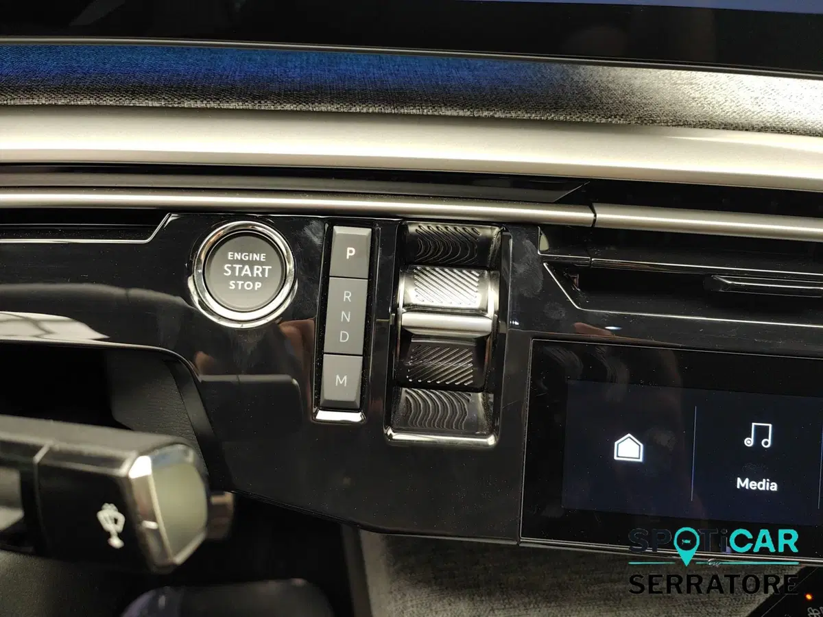 Peugeot 3008 usata a Como (20)