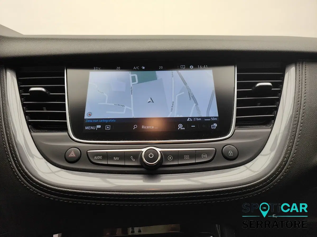Opel Grandland X usata a Como (10)