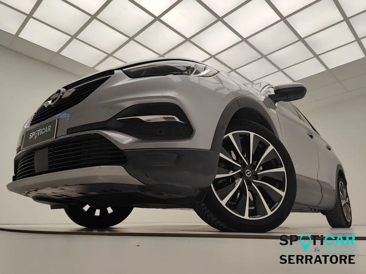 Opel Grandland X usata a Como (13)