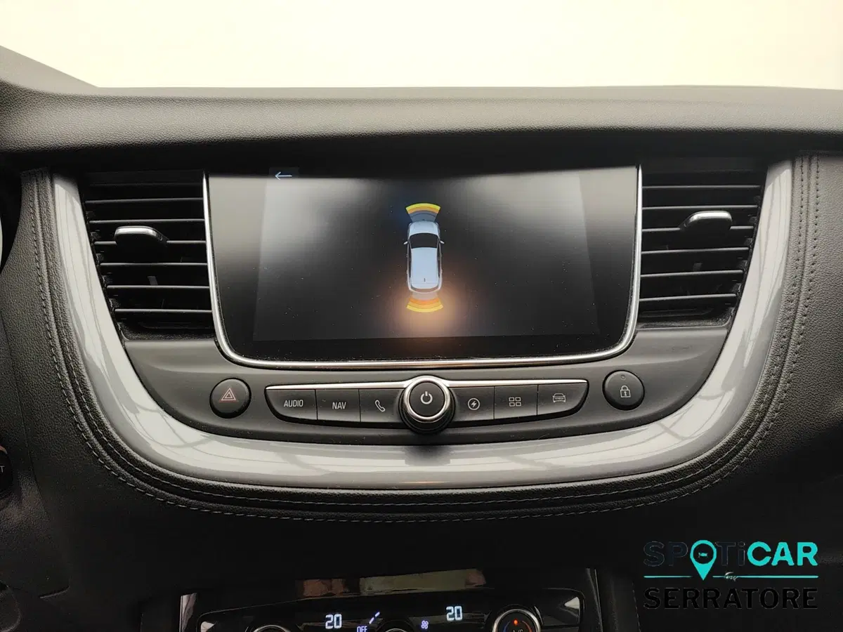 Opel Grandland X usata a Como (9)