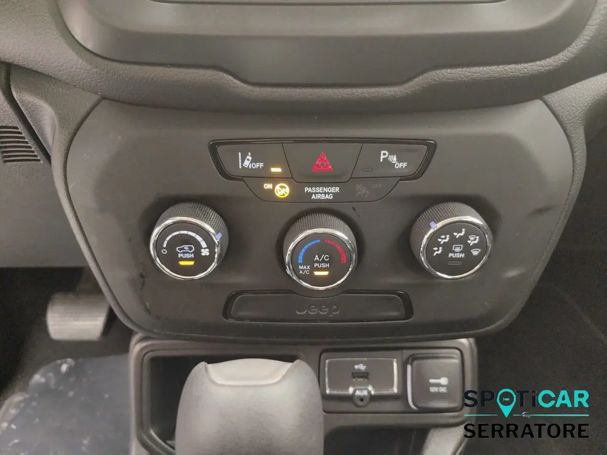 Jeep Renegade usata a Como (16)