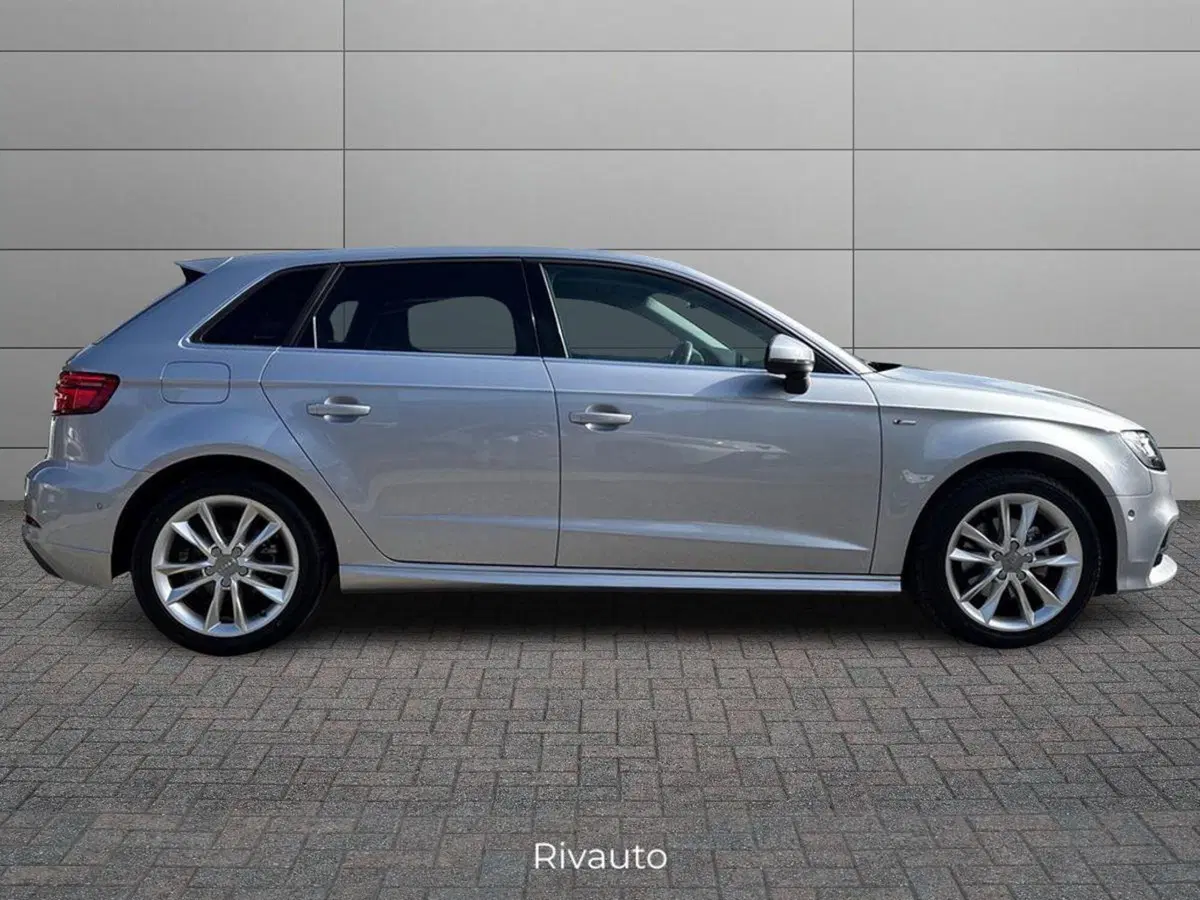 Audi A3 Sportback usata a Como (3)