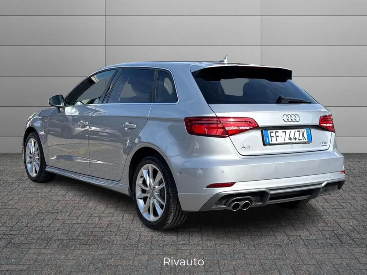 Audi A3 Sportback usata a Como (4)