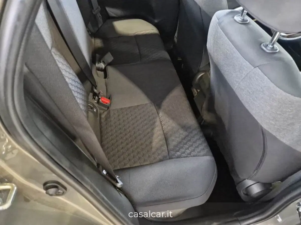 Mazda Mazda2 Hybrid usata a Salerno (15)