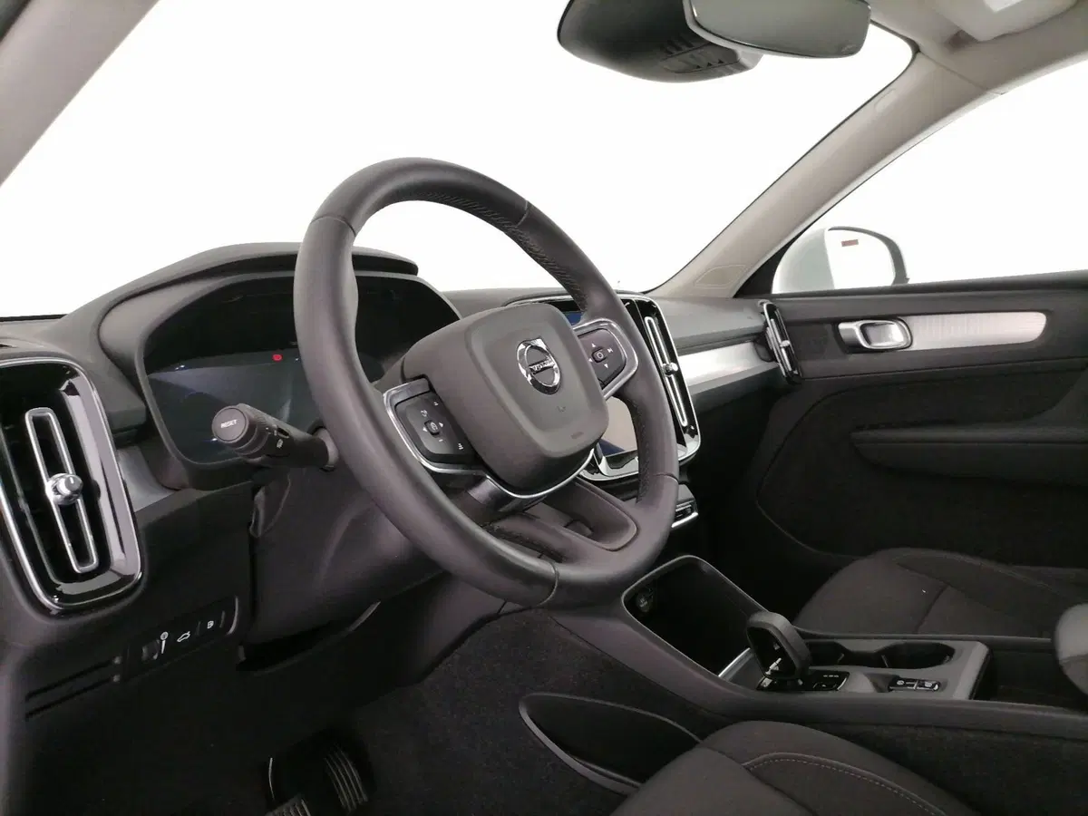 VOLVO Veicoli Commerciali XC40 usata a Roma (12)