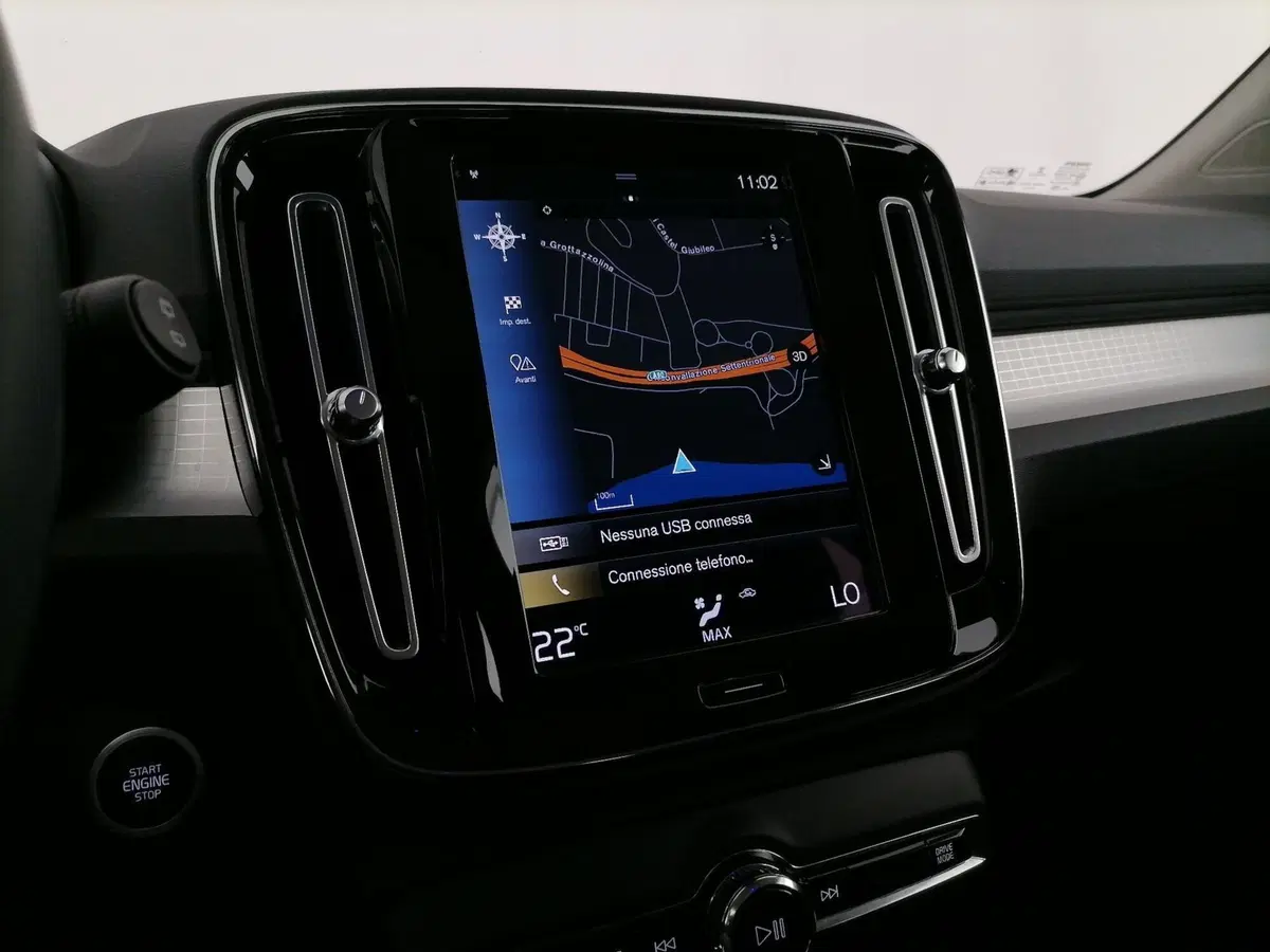 VOLVO Veicoli Commerciali XC40 usata a Roma (17)