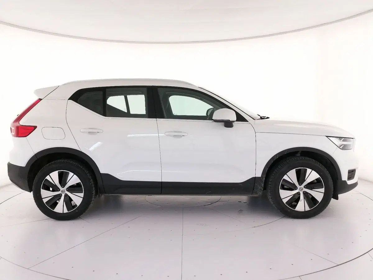 VOLVO Veicoli Commerciali XC40 usata a Roma (3)