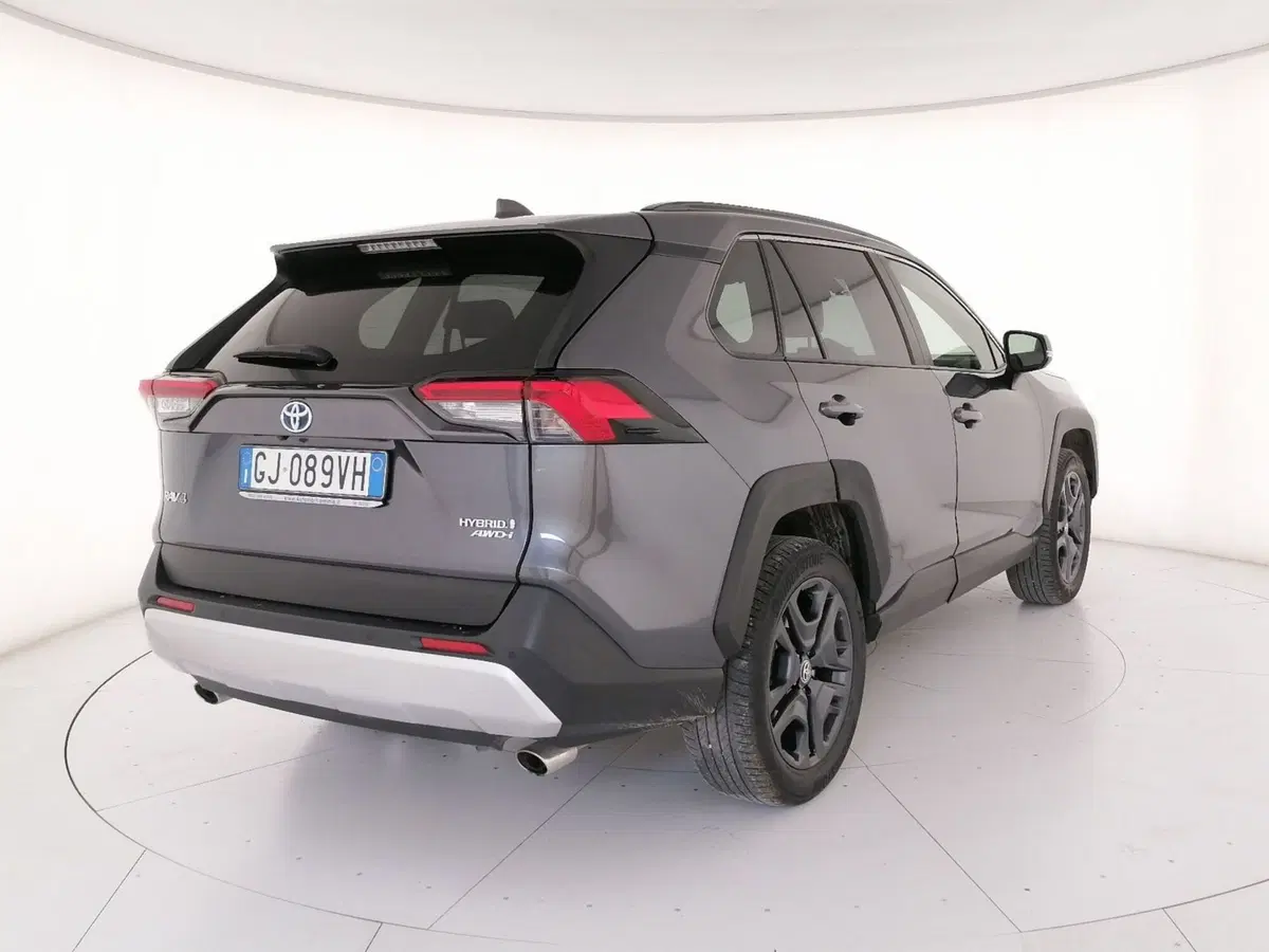 Toyota Rav4 usata a Roma (2)