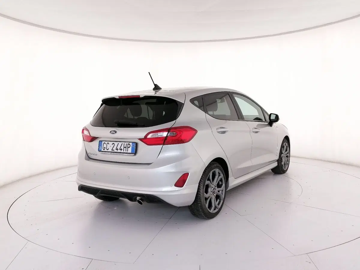 Ford Fiesta usata a Roma (2)