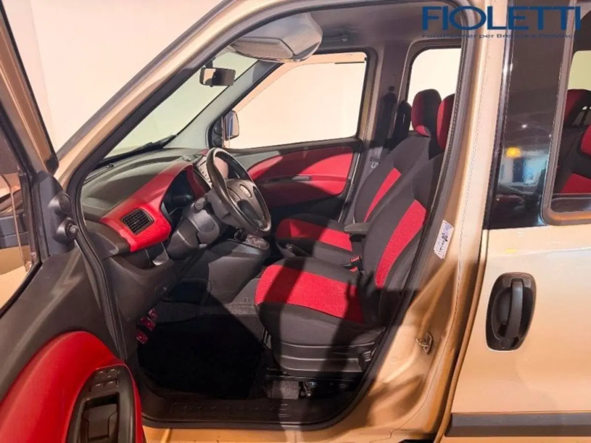 Fiat Doblò usata a Brescia (9)