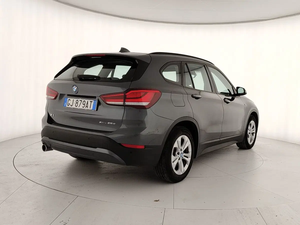 BMW X1 usata a Caserta (6)