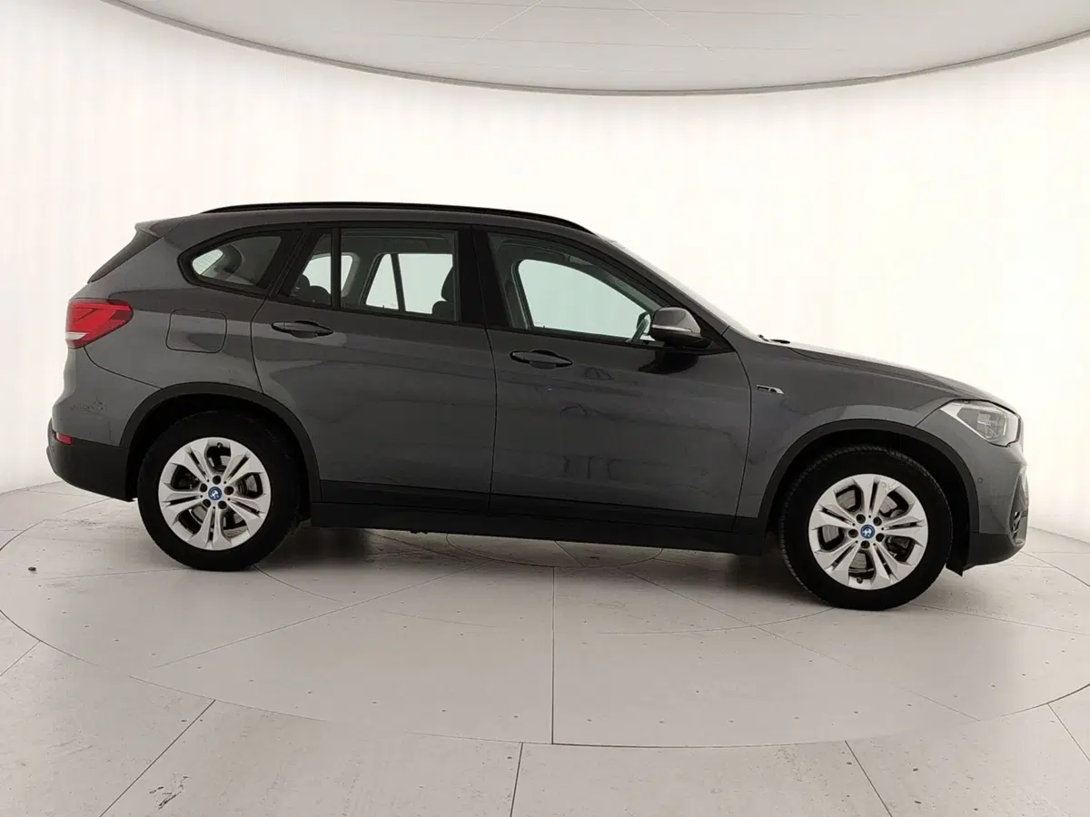 BMW X1 usata a Caserta (7)