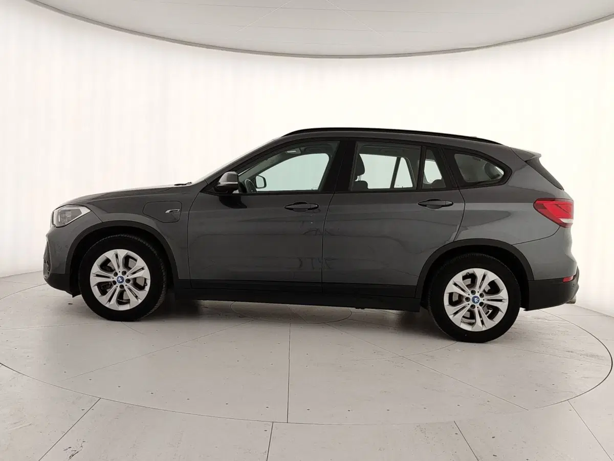 BMW X1 usata a Caserta (8)