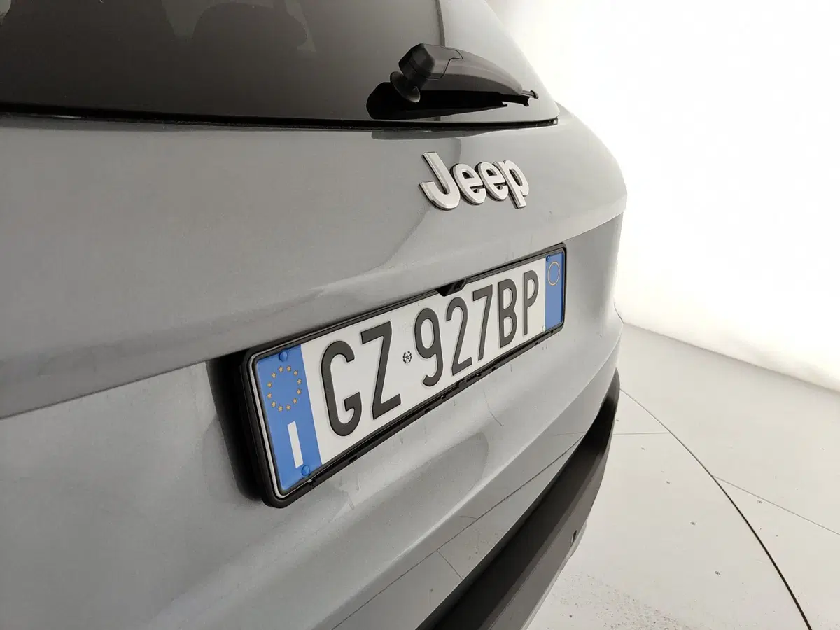 Jeep Avenger usata a Caserta (10)
