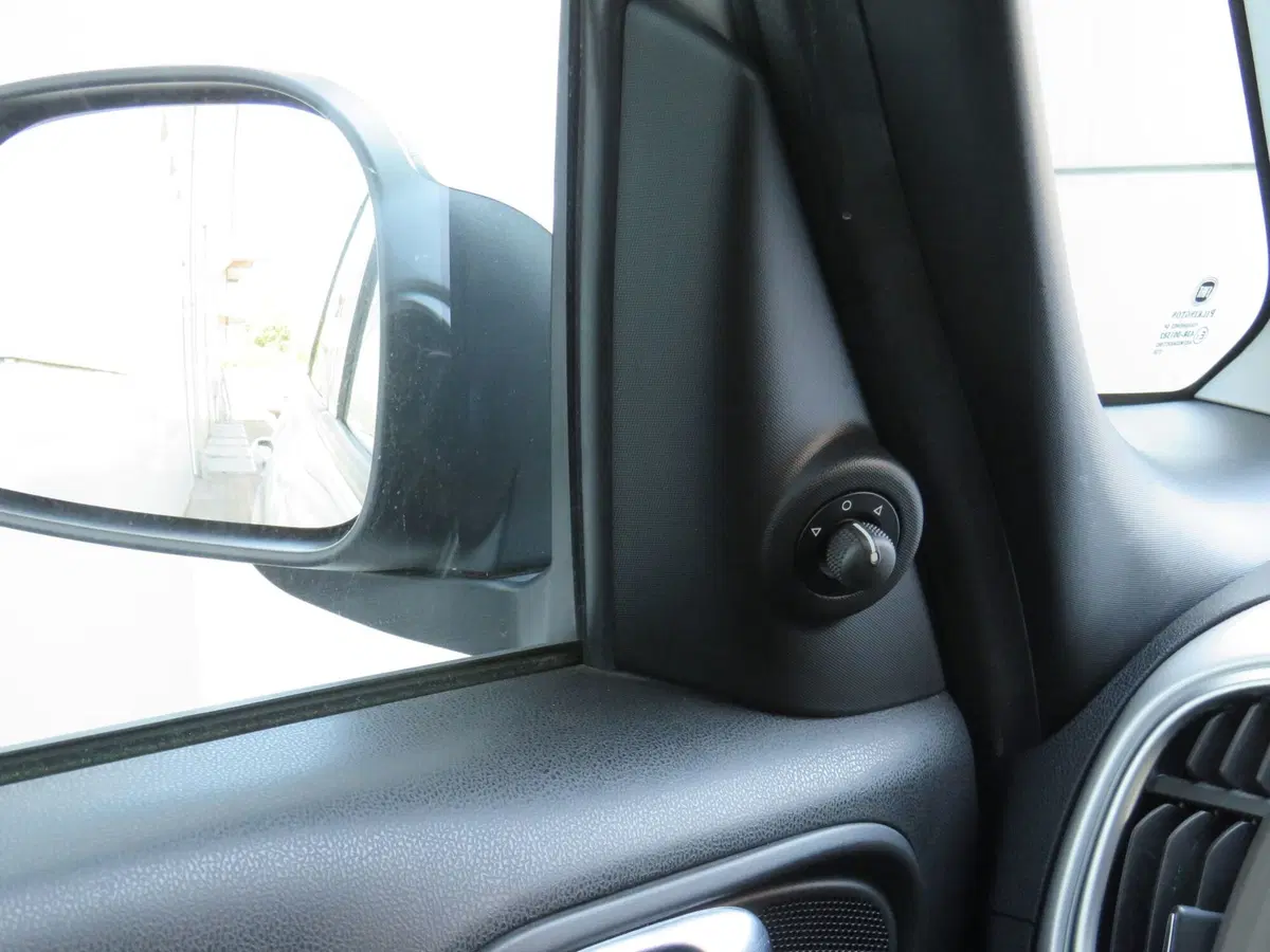 Fiat 500L usata a Monza e Brianza (10)