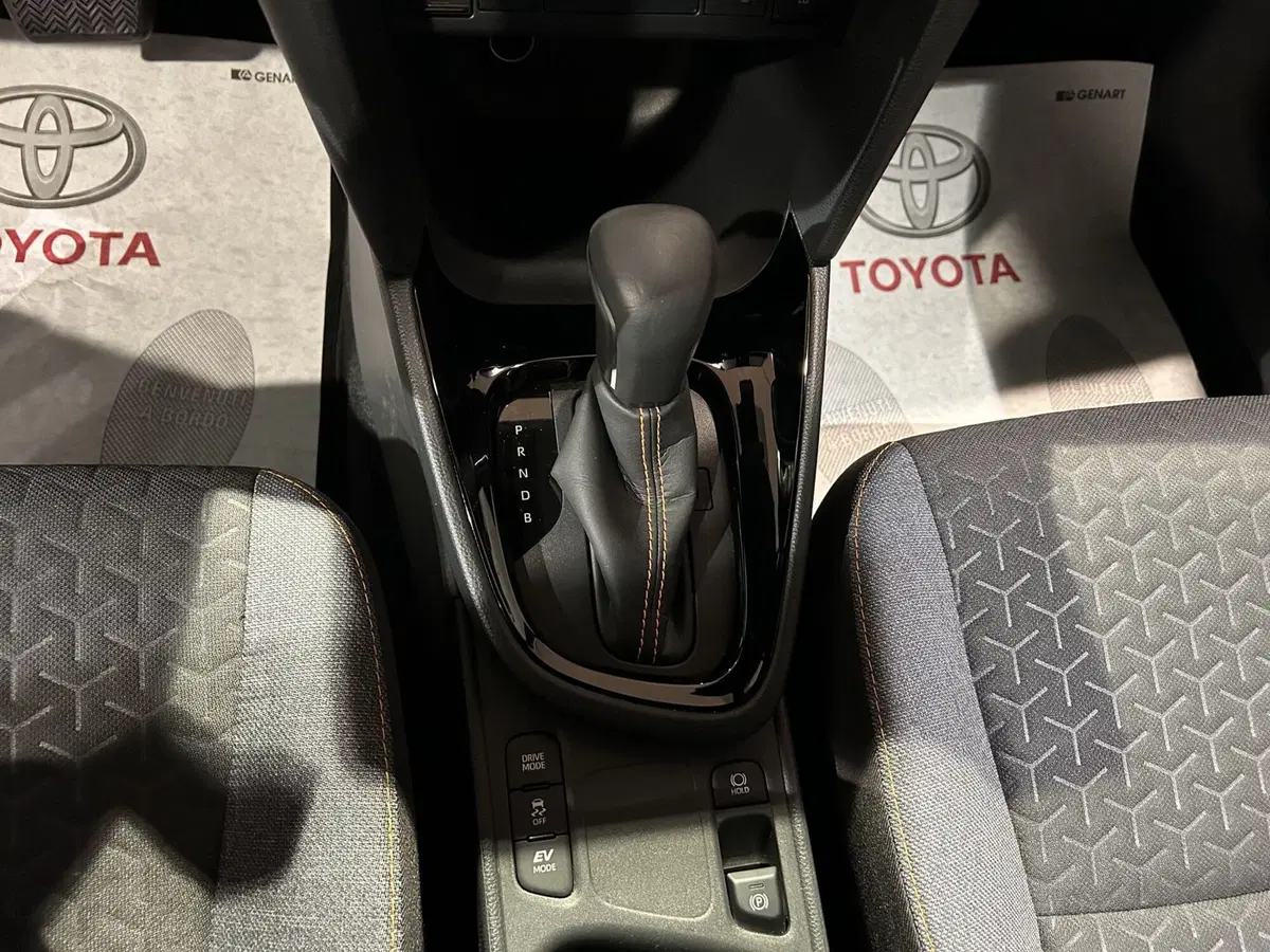 Toyota Yaris Cross usata a Milano (13)