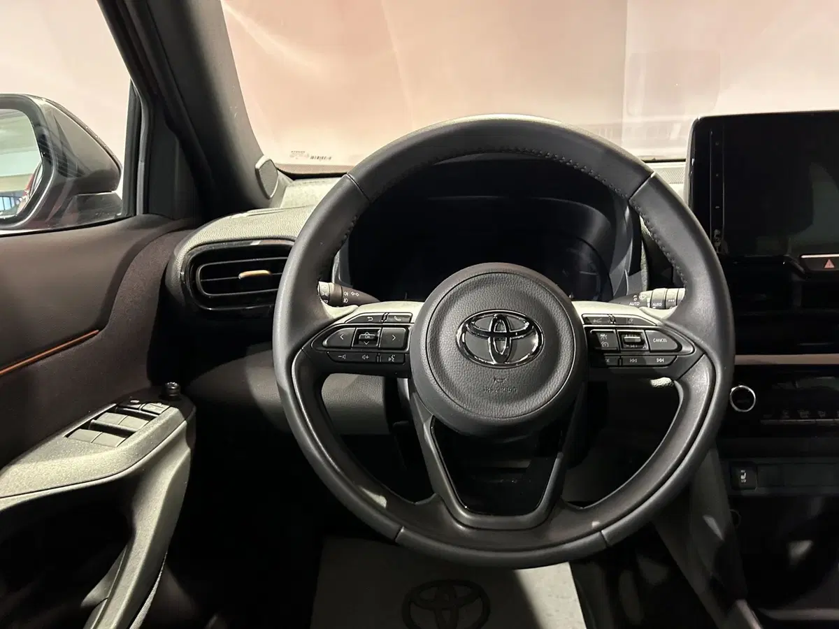 Toyota Yaris Cross usata a Milano (7)
