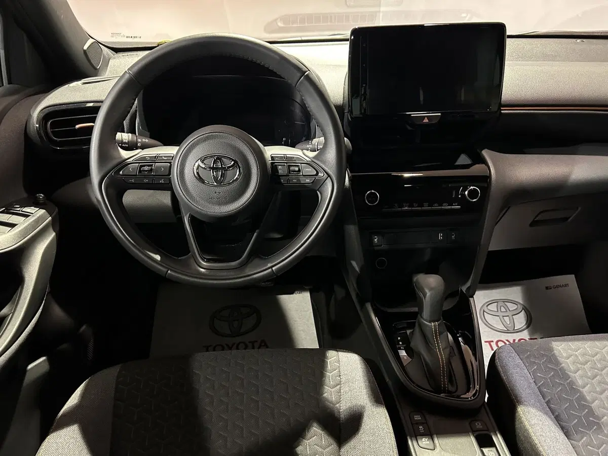 Toyota Yaris Cross usata a Milano (8)