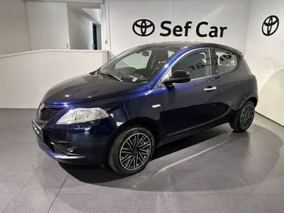 Lancia Ypsilon 1.0 FireFly 5 porte S&amp;S Hybrid Ecochic A. Ferretti del 2020 usata a Milano