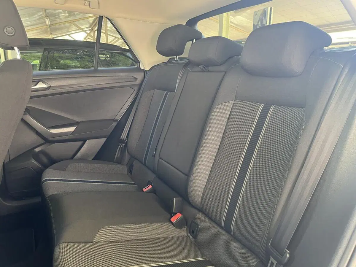 Volkswagen T-Roc usata a Alessandria (15)