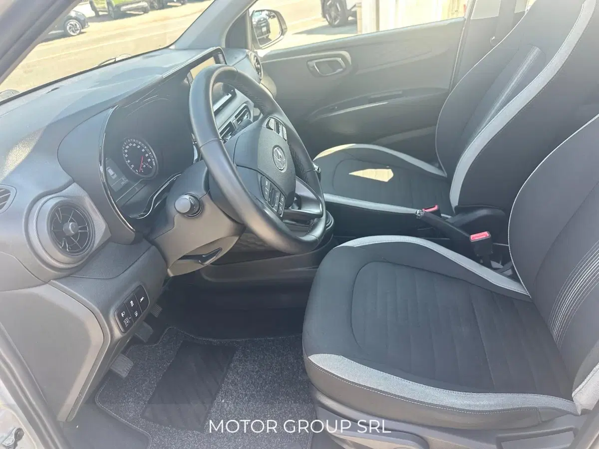 Hyundai i10 usata a Napoli (14)