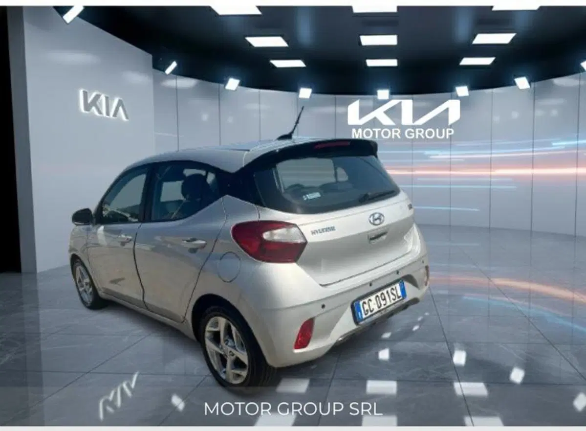 Hyundai i10 usata a Napoli (6)