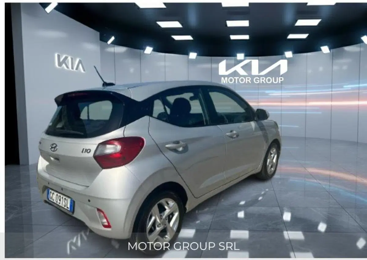 Hyundai i10 usata a Napoli (7)