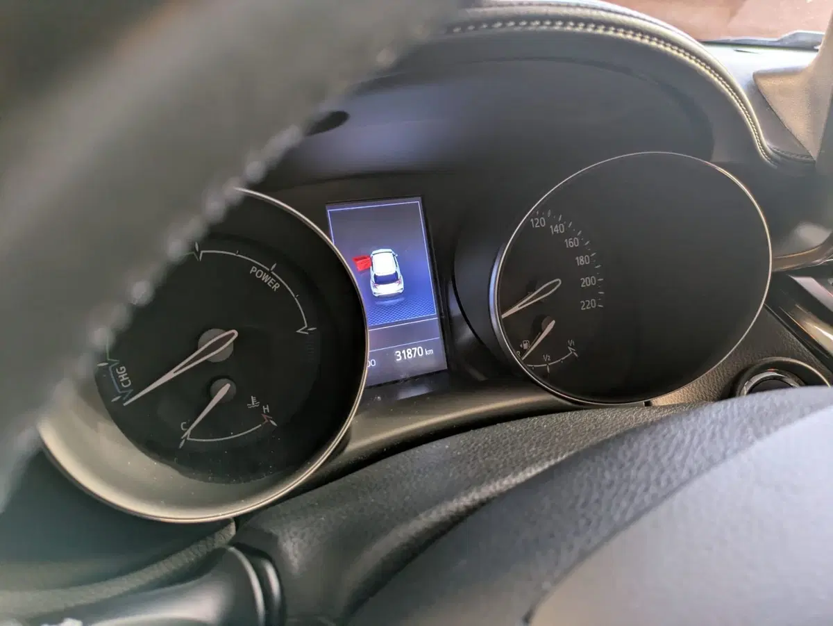Toyota Toyota C-HR usata a Milano (15)