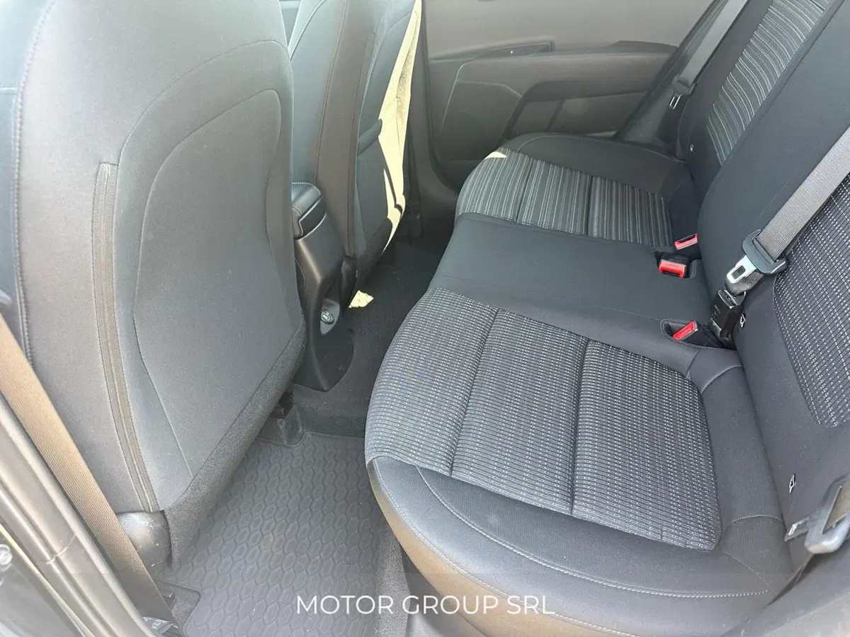 Kia Stonic usata a Napoli (11)