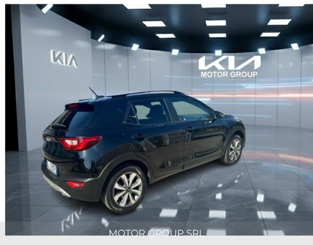 Kia Stonic usata a Napoli (4)