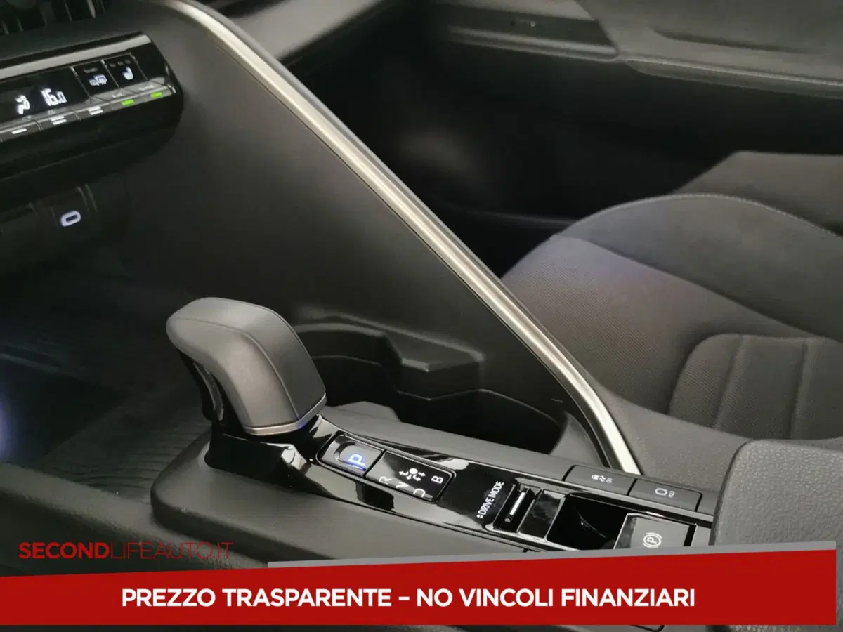 Toyota Toyota C-HR usata a Chieti (13)