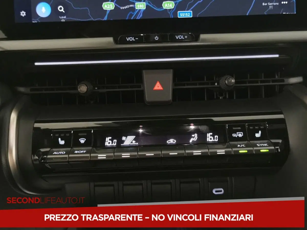 Toyota Toyota C-HR usata a Chieti (17)