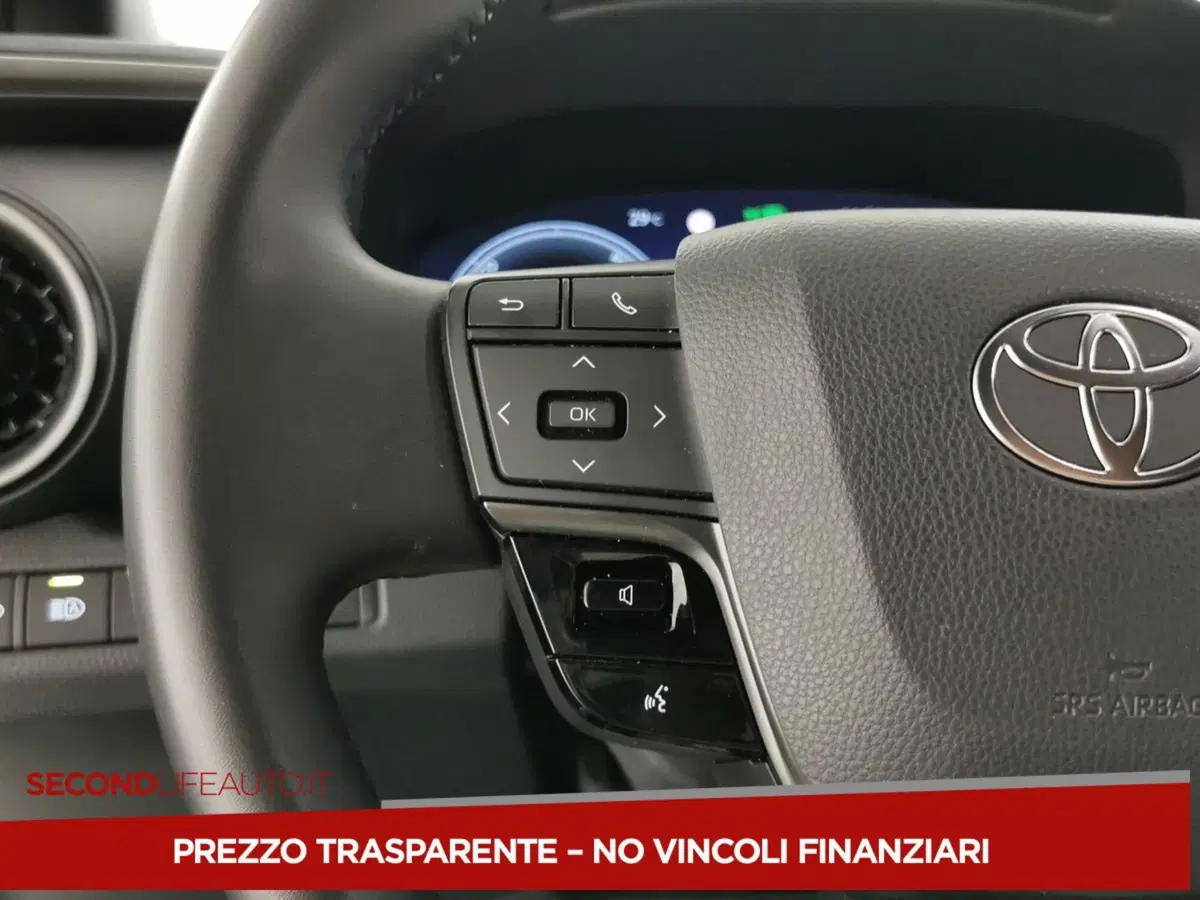 Toyota Toyota C-HR usata a Chieti (8)
