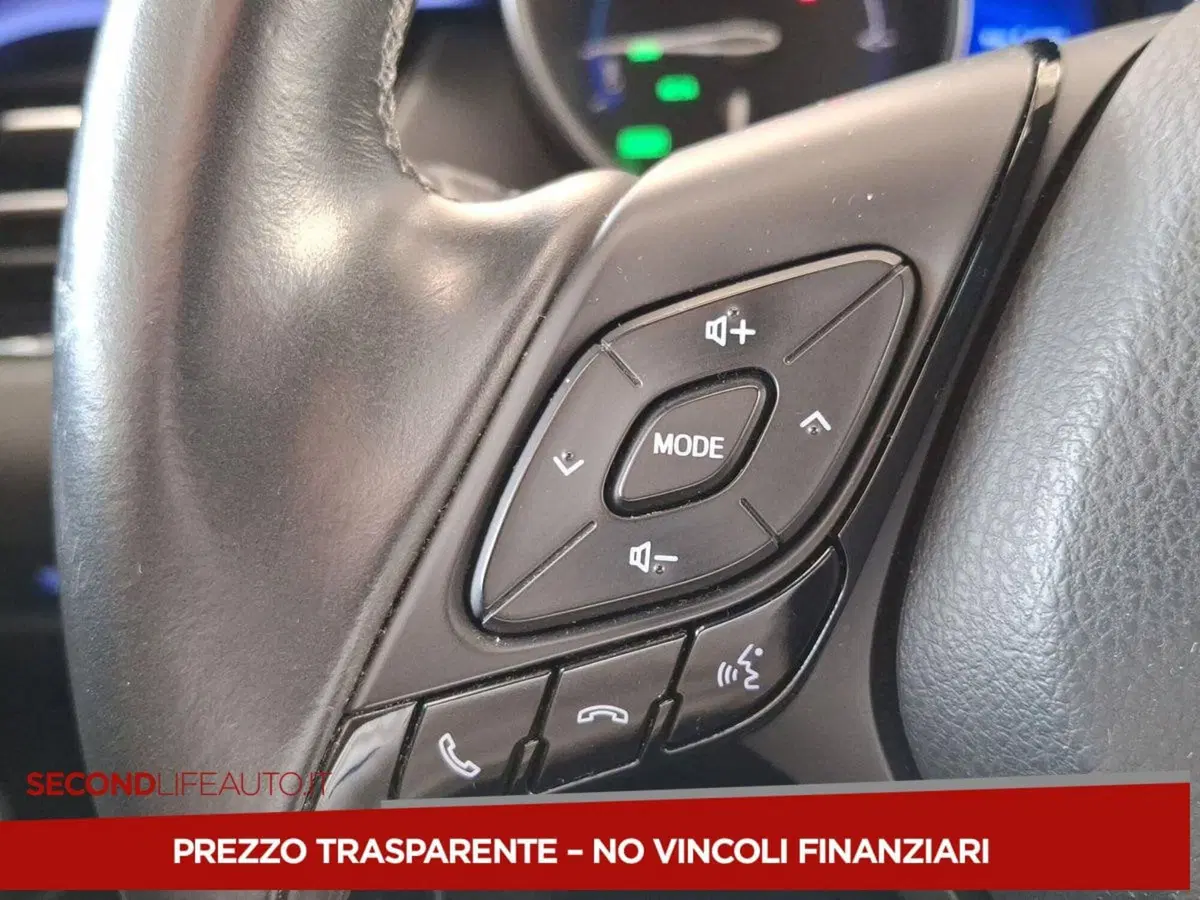 Toyota Toyota C-HR usata a Roma (10)