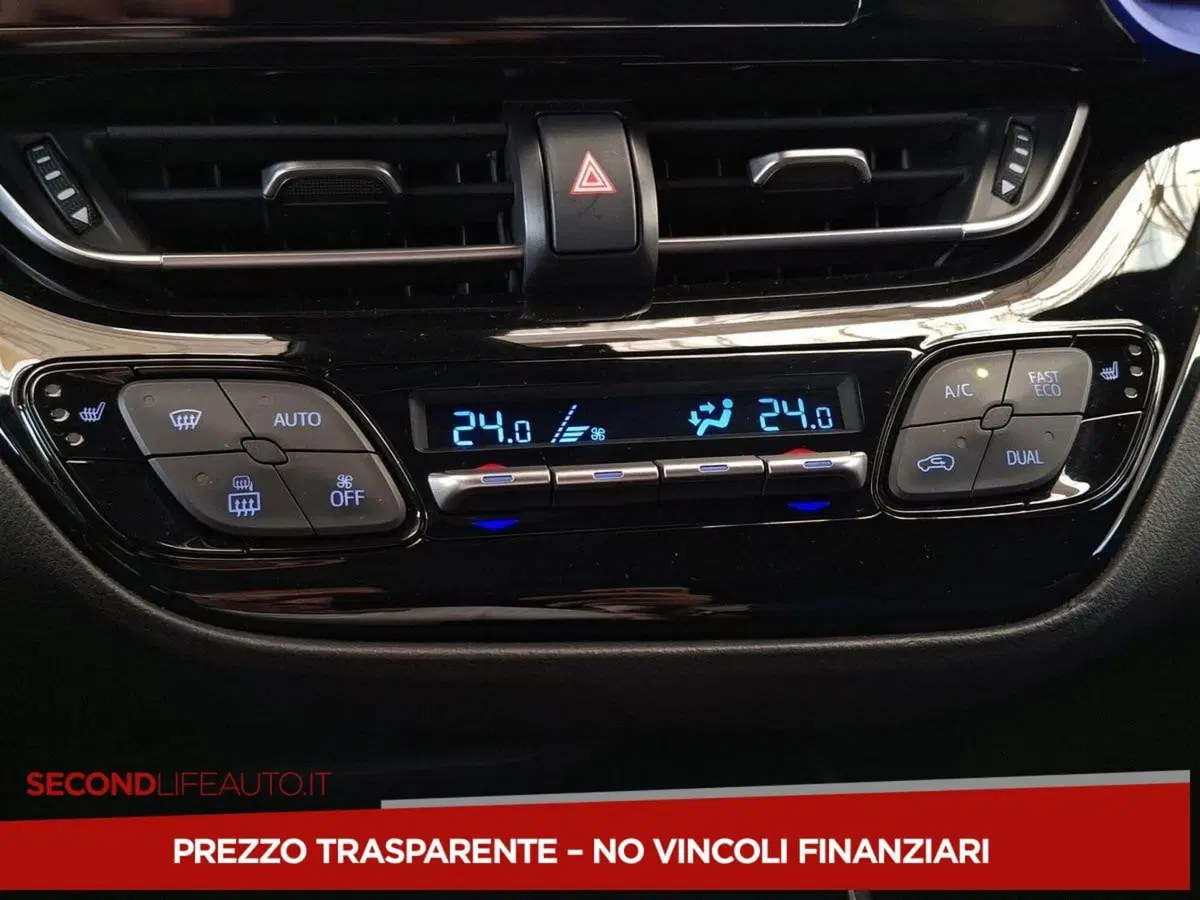 Toyota Toyota C-HR usata a Roma (14)