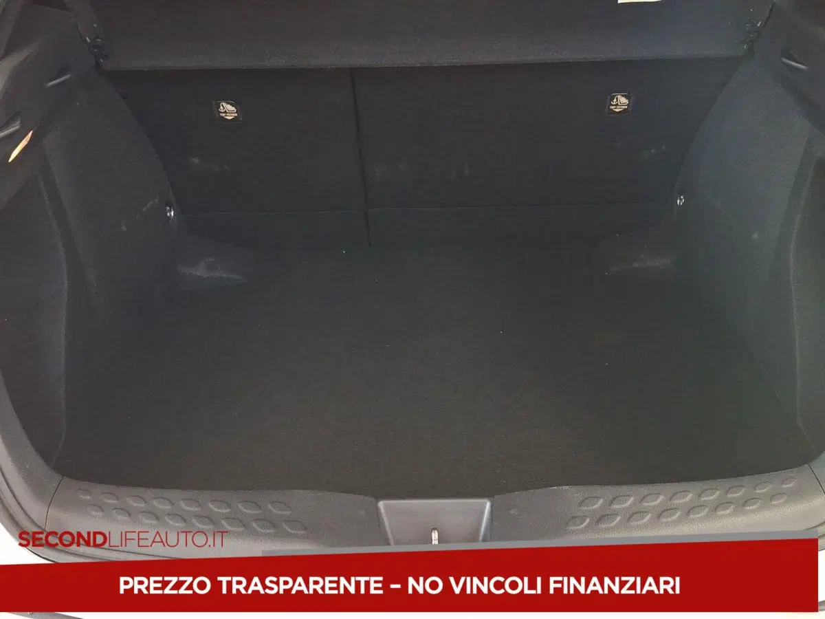 Toyota Toyota C-HR usata a Roma (16)
