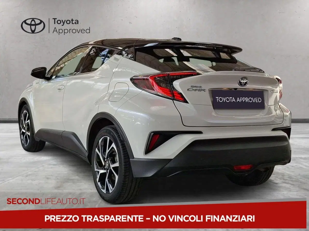 Toyota Toyota C-HR usata a Roma (4)