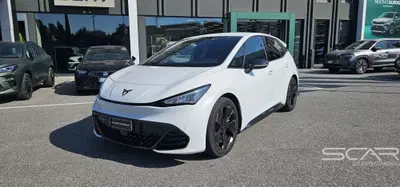 Cupra Born Born 58kWh 204CV del 2023 usata a Livorno